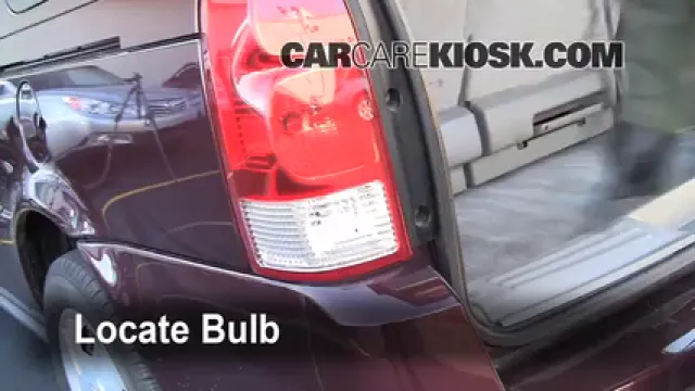 2008 Chevrolet Uplander LS 3.9L V6 Éclairage Feux de marche arrière (remplacer une ampoule)